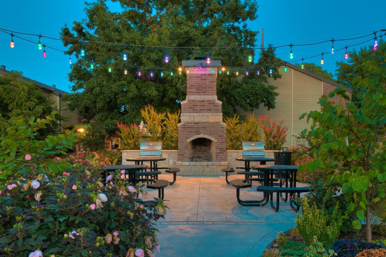 Ou Sooner, Pool & Gym, Bbq, Netflix, 100Mb Internet, Lg Washer & Dryer, Close To Ou! Norman Exterior foto
